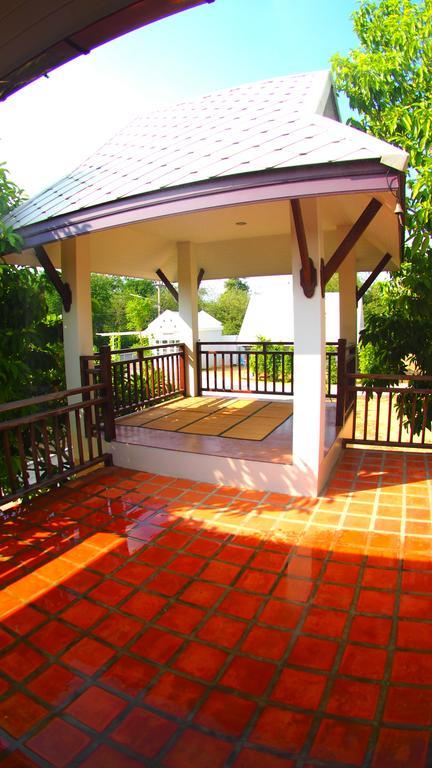 Baan2Rai Hotel Kanchanaburi City Exterior photo