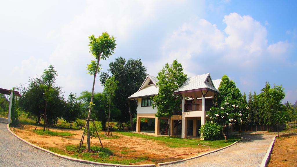 Baan2Rai Hotel Kanchanaburi City Exterior photo